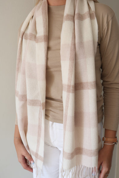 Wes.Cabell Serpe/ Scarves