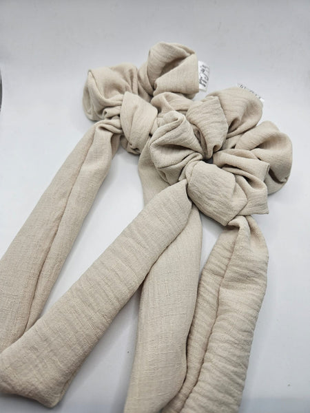 Cream/Nude Bow-Tie Scrunchies